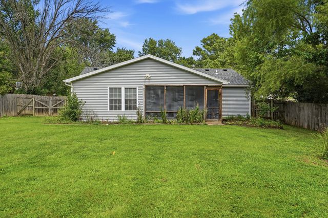 4808 E PRAIRIE CIR, Columbia, MO 65201