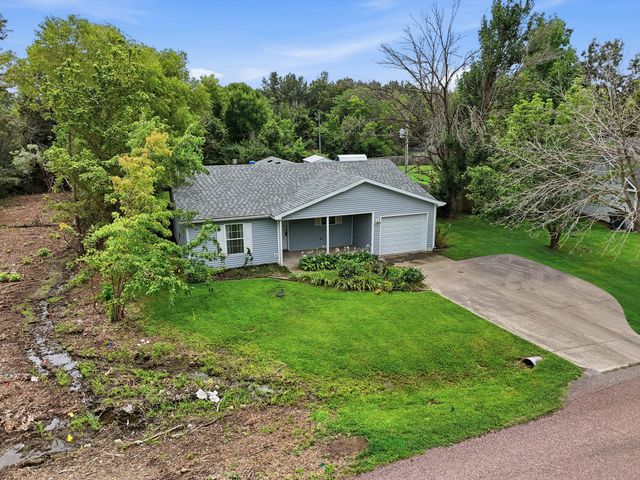 4808 E PRAIRIE CIR, Columbia, MO 65201