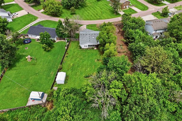 4808 E PRAIRIE CIR, Columbia, MO 65201