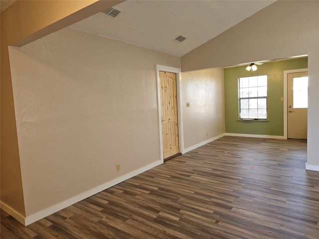 2207 Gontier Drive, Bay City, TX 77414