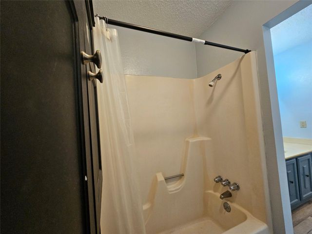 2207 Gontier Drive, Bay City, TX 77414