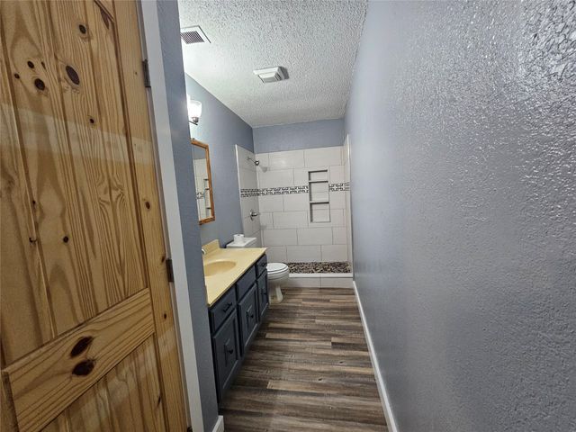 2207 Gontier Drive, Bay City, TX 77414