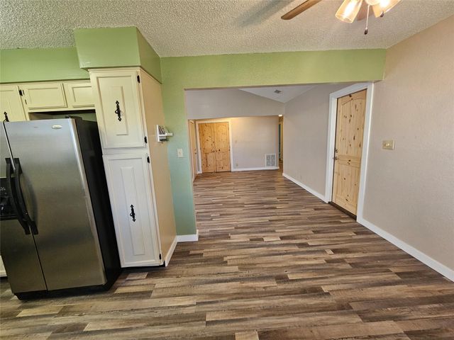 2207 Gontier Drive, Bay City, TX 77414