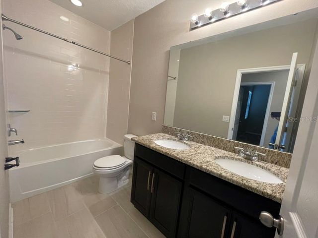 15221 SUNRISE GROVE COURT, Winter Garden, FL 34787