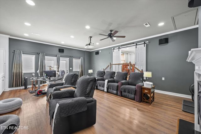 150 Holbrook Ave, Lenoir City, TN 37771