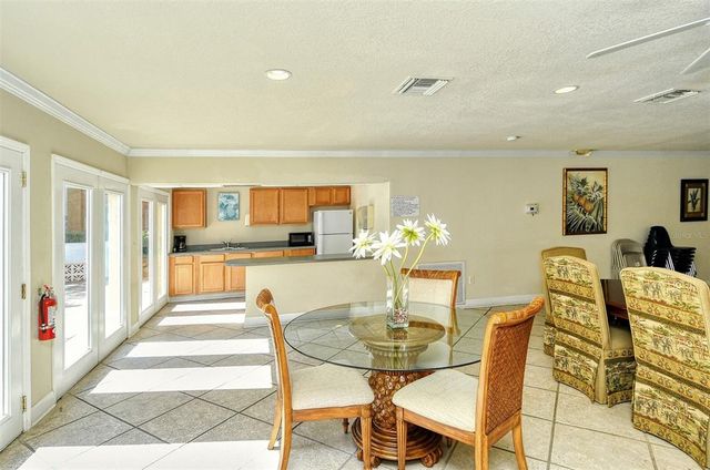 1877 TOUCAN WAY 400, Sarasota, FL 34232