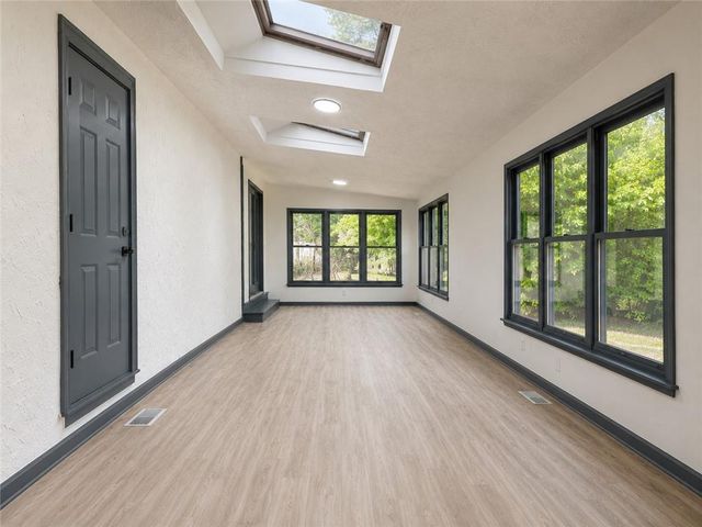 513 Scenic Highway, Lawrenceville, GA 30046