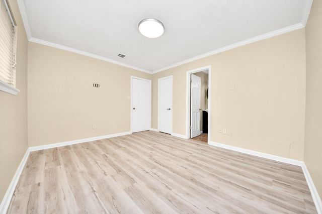 11830 Burlingame Drive, Houston, TX 77099