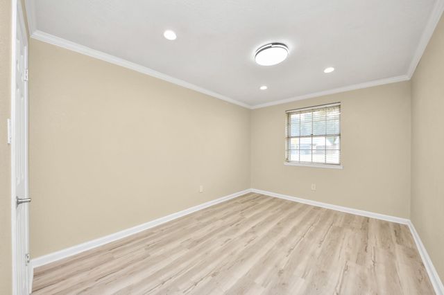 11830 Burlingame Drive, Houston, TX 77099