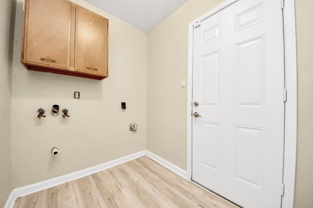 11830 Burlingame Drive, Houston, TX 77099