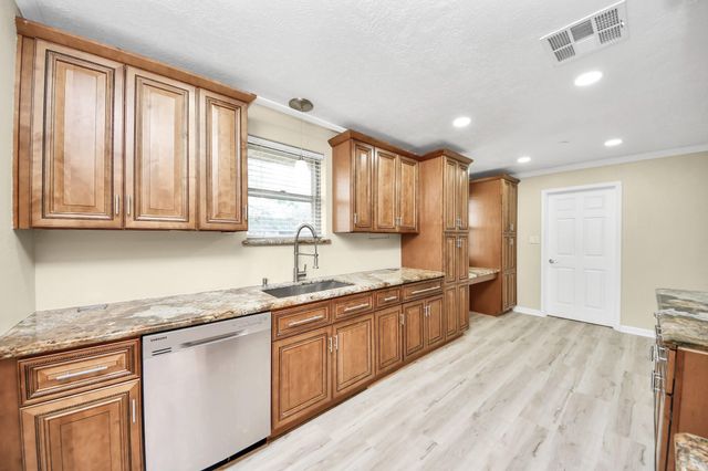 11830 Burlingame Drive, Houston, TX 77099