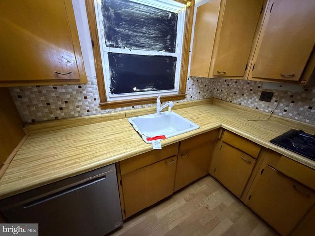 5600 BALLMAN, Brooklyn, MD 21225