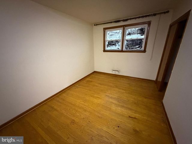 5600 BALLMAN, Brooklyn, MD 21225