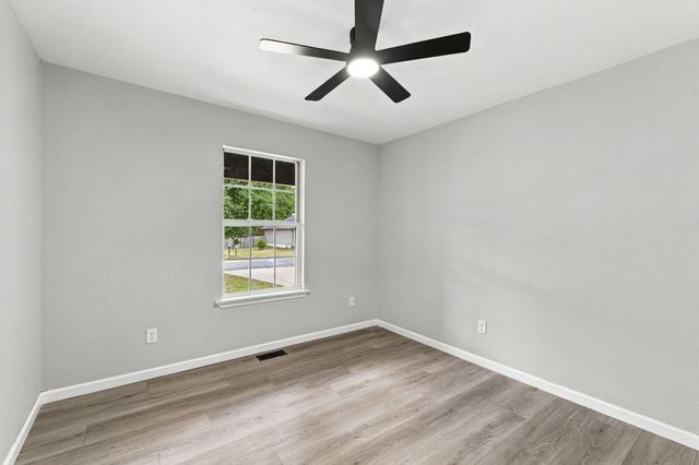 407 Wampler Drive, Clever, MO 65631