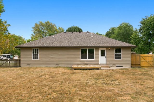 407 Wampler Drive, Clever, MO 65631