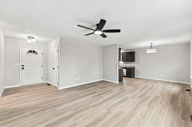 407 Wampler Drive, Clever, MO 65631