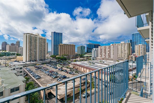 1650 Kanunu Street 1213, Honolulu, HI 96814
