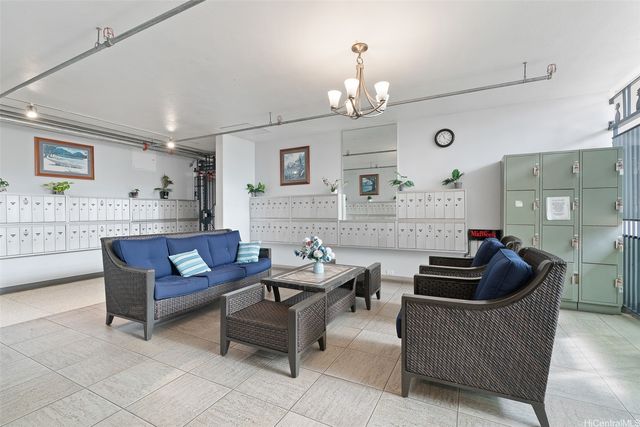 1650 Kanunu Street 1213, Honolulu, HI 96814