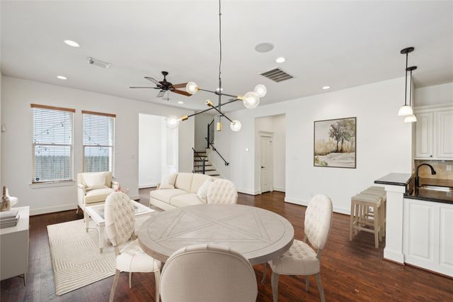 1120 W 18th Street, Houston, TX 77008