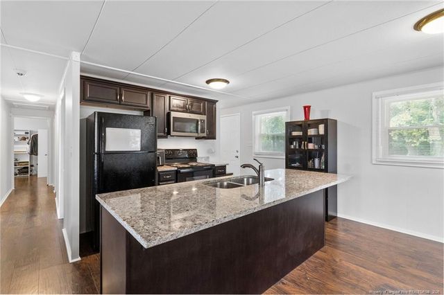 4112 Legion Road, Hope Mills, NC 28348