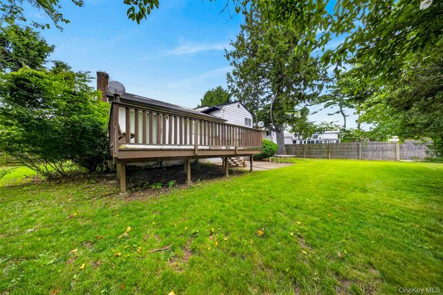106 Westbury Avenue, Plainview, NY 11803