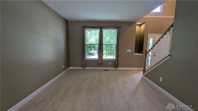 25 Clay Manor Court, Springboro, OH 45066