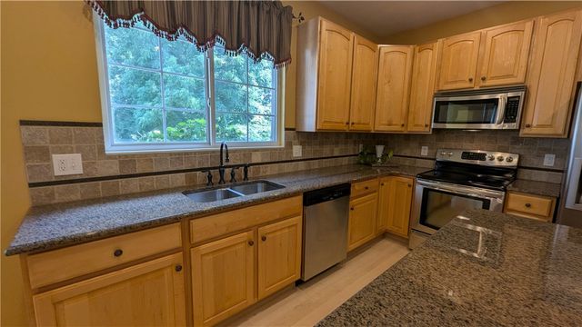 25 Clay Manor Court, Springboro, OH 45066