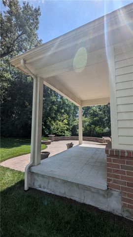 25 Clay Manor Court, Springboro, OH 45066