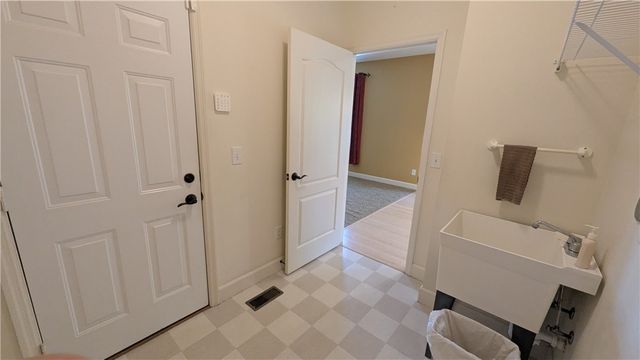 25 Clay Manor Court, Springboro, OH 45066