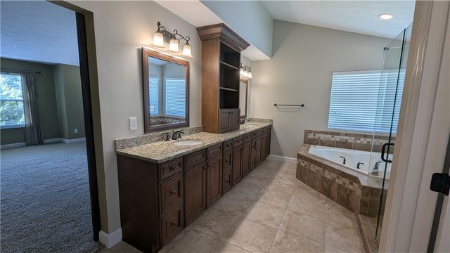 25 Clay Manor Court, Springboro, OH 45066