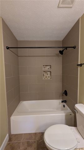 25 Clay Manor Court, Springboro, OH 45066