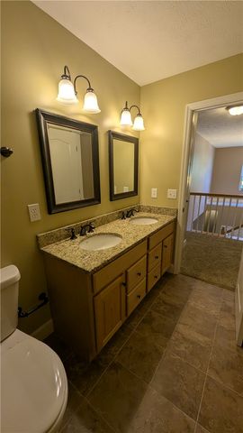 25 Clay Manor Court, Springboro, OH 45066