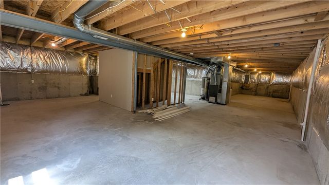 25 Clay Manor Court, Springboro, OH 45066