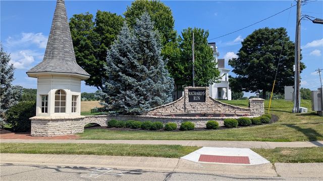25 Clay Manor Court, Springboro, OH 45066