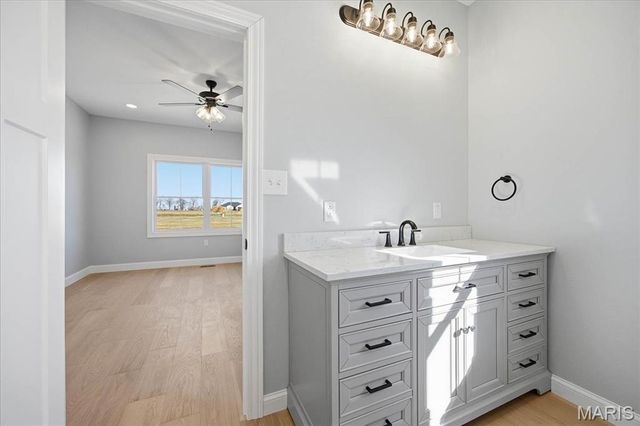 16639 Pembrooke Court, Carlyle, IL 62231