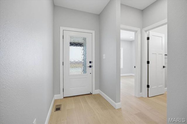 16639 Pembrooke Court, Carlyle, IL 62231