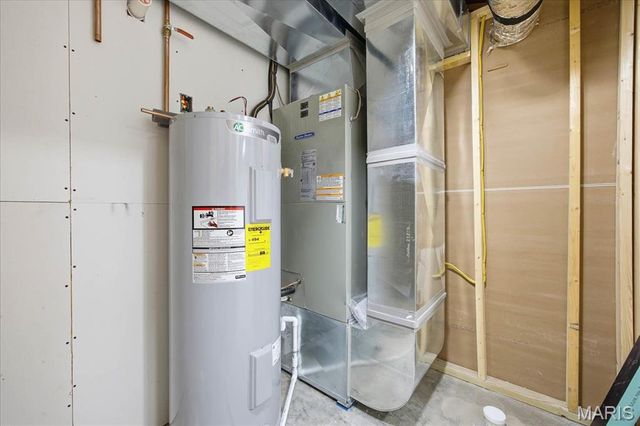 16639 Pembrooke Court, Carlyle, IL 62231