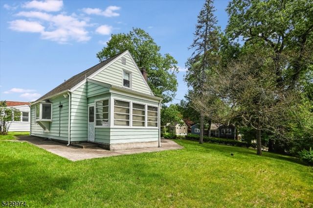 111 Jackson Ave, Wayne Twp., NJ 07470
