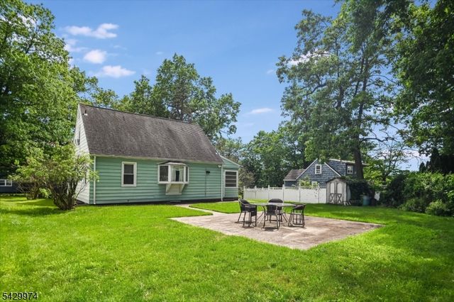 111 Jackson Ave, Wayne Twp., NJ 07470