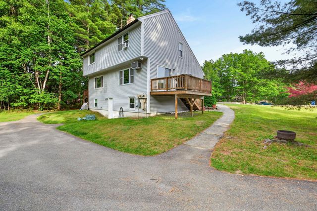 24a Fairway Road, Londonderry, NH 03053