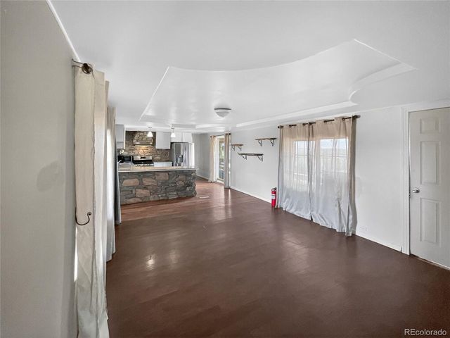2041 Comanche Dr, Walsenburg, CO 81089