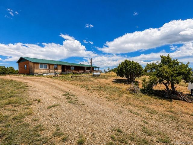 2041 Comanche Dr, Walsenburg, CO 81089