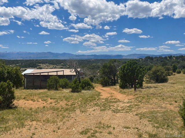 2041 Comanche Dr, Walsenburg, CO 81089