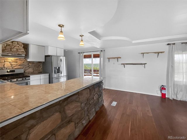2041 Comanche Dr, Walsenburg, CO 81089