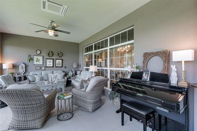 19435 VILLA CITY ROAD, Groveland, FL 34736