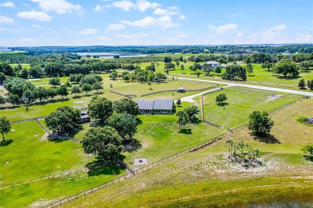 19435 VILLA CITY ROAD, Groveland, FL 34736