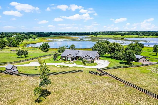 19435 VILLA CITY ROAD, Groveland, FL 34736
