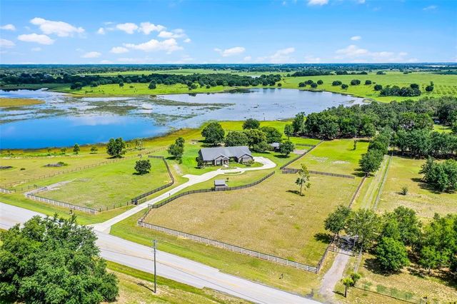 19435 VILLA CITY ROAD, Groveland, FL 34736