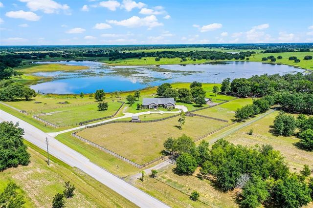 19435 VILLA CITY ROAD, Groveland, FL 34736