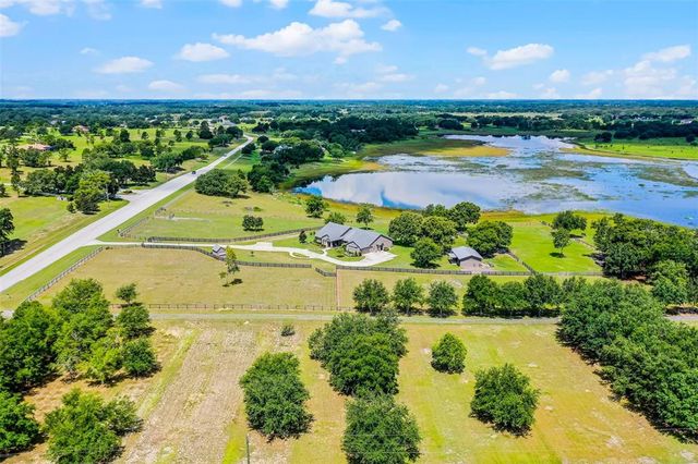 19435 VILLA CITY ROAD, Groveland, FL 34736